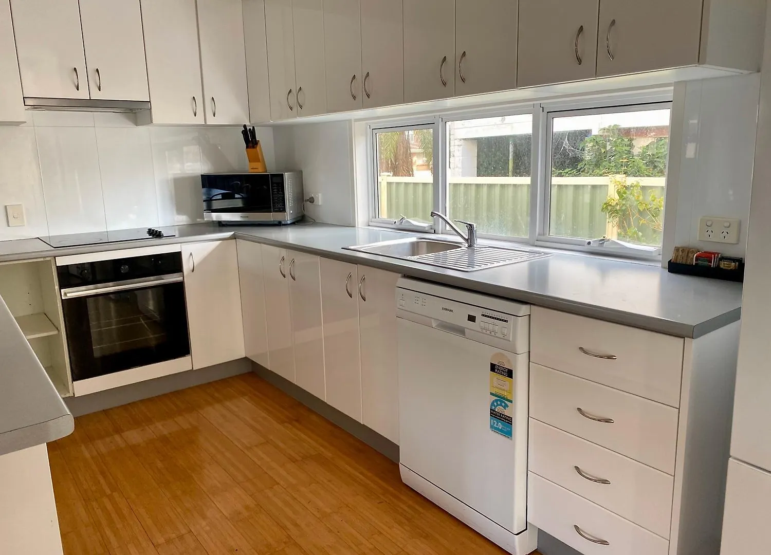 Nobby Beach Holiday Village Gold Coast 4*,